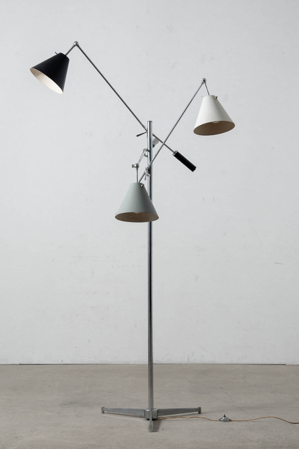 Triennale Floor Lamp by Angelo Lelii for Arredoluce in Chrome and Aluminum