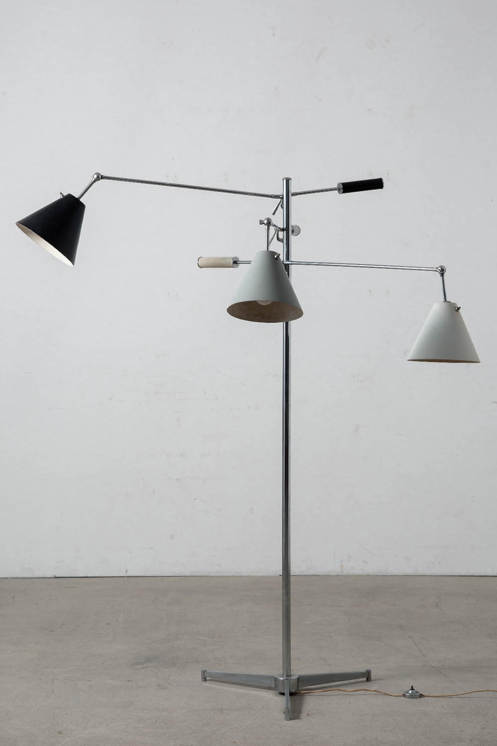 Triennale Floor Lamp by Angelo Lelii for Arredoluce in Chrome and Aluminum