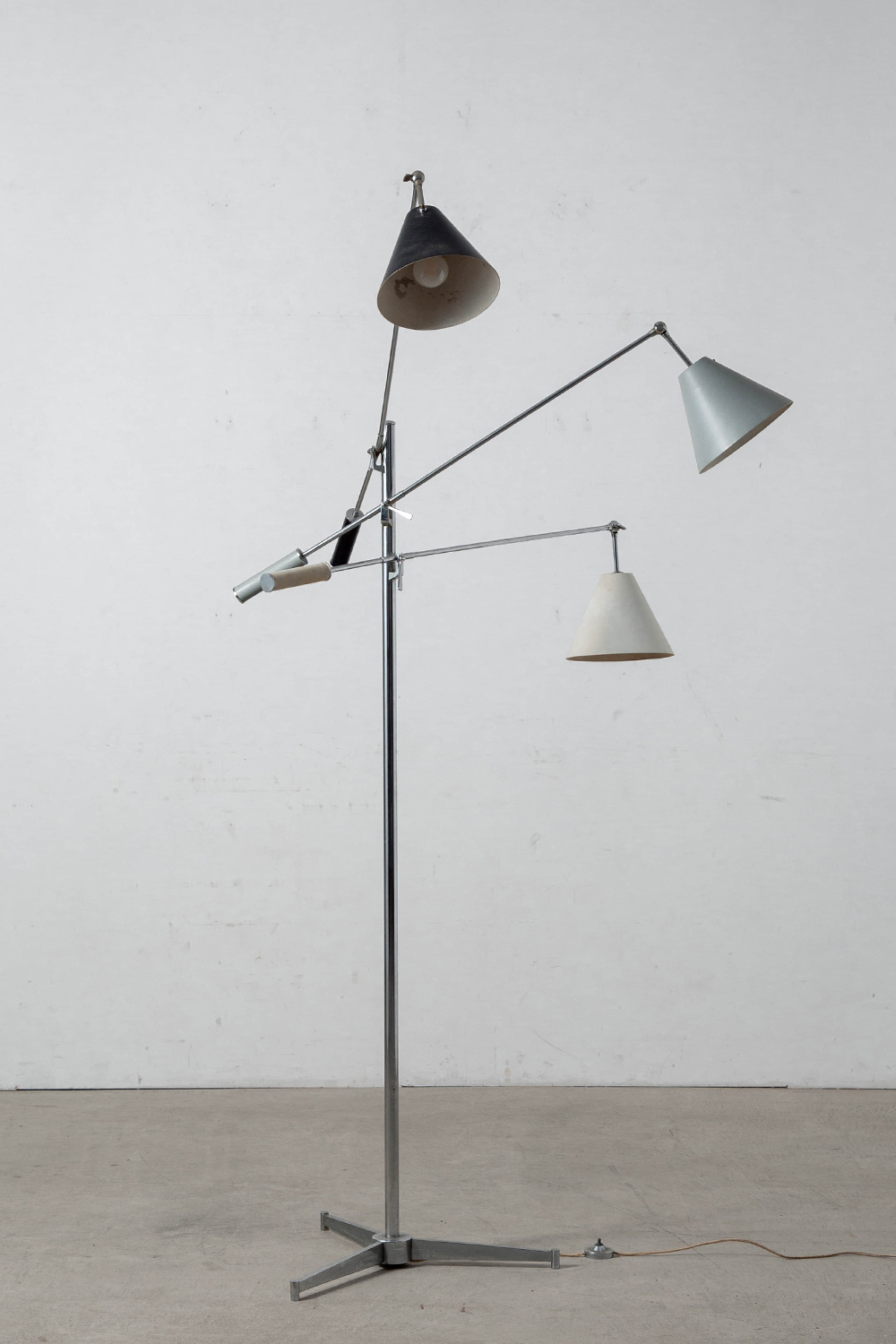 Triennale Floor Lamp by Angelo Lelii for Arredoluce in Chrome and Aluminum