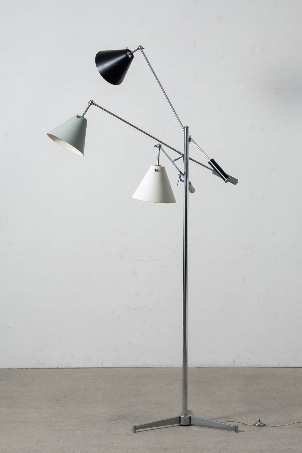Triennale Floor Lamp by Angelo Lelii for Arredoluce in Chrome and Aluminum