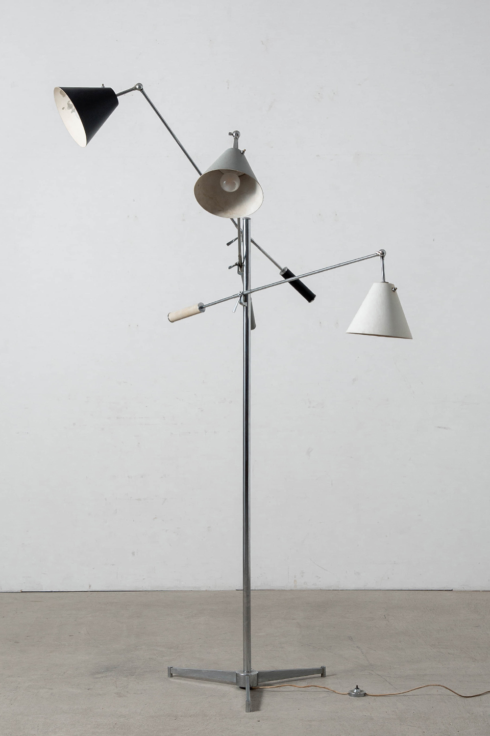 Triennale Floor Lamp by Angelo Lelii for Arredoluce in Chrome and Aluminum