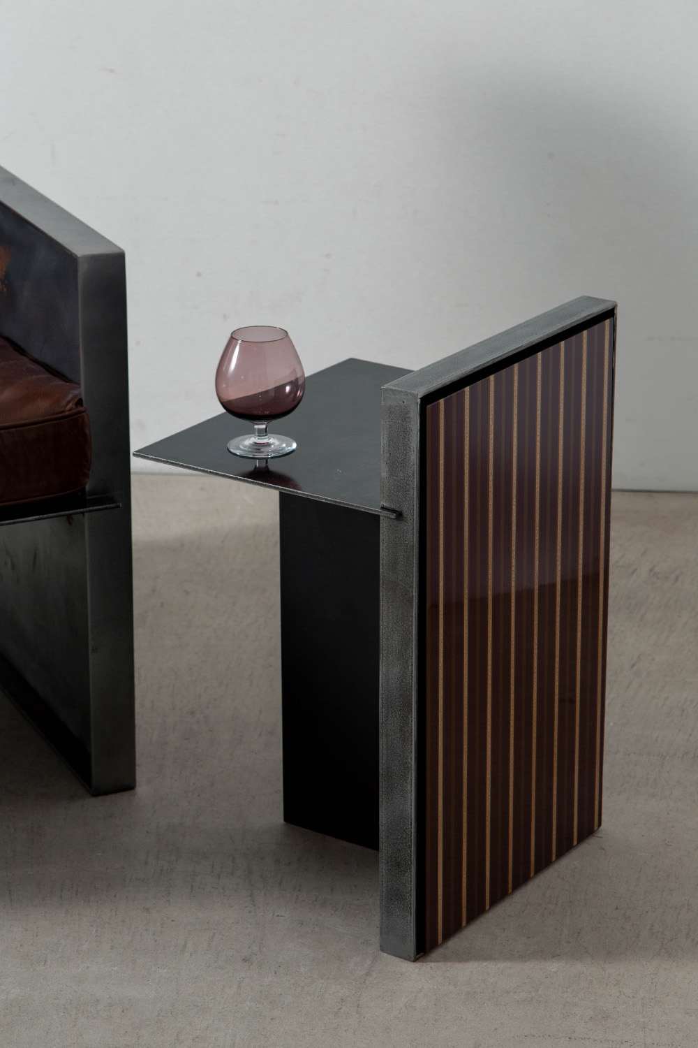 pinstripe,side table,サイドテーブル,soho house,Domhnall Nolan,Makino Arushi Design,漆,Art,アート,stoop,topso,清澄白河,Interior Design,ヴィンテージ,家具,雑貨,インテリア,店舗什器,設計,インテリアデザイン,内装,什器,店舗設計,ギャラリー,デザイナーズ家具,ショールーム