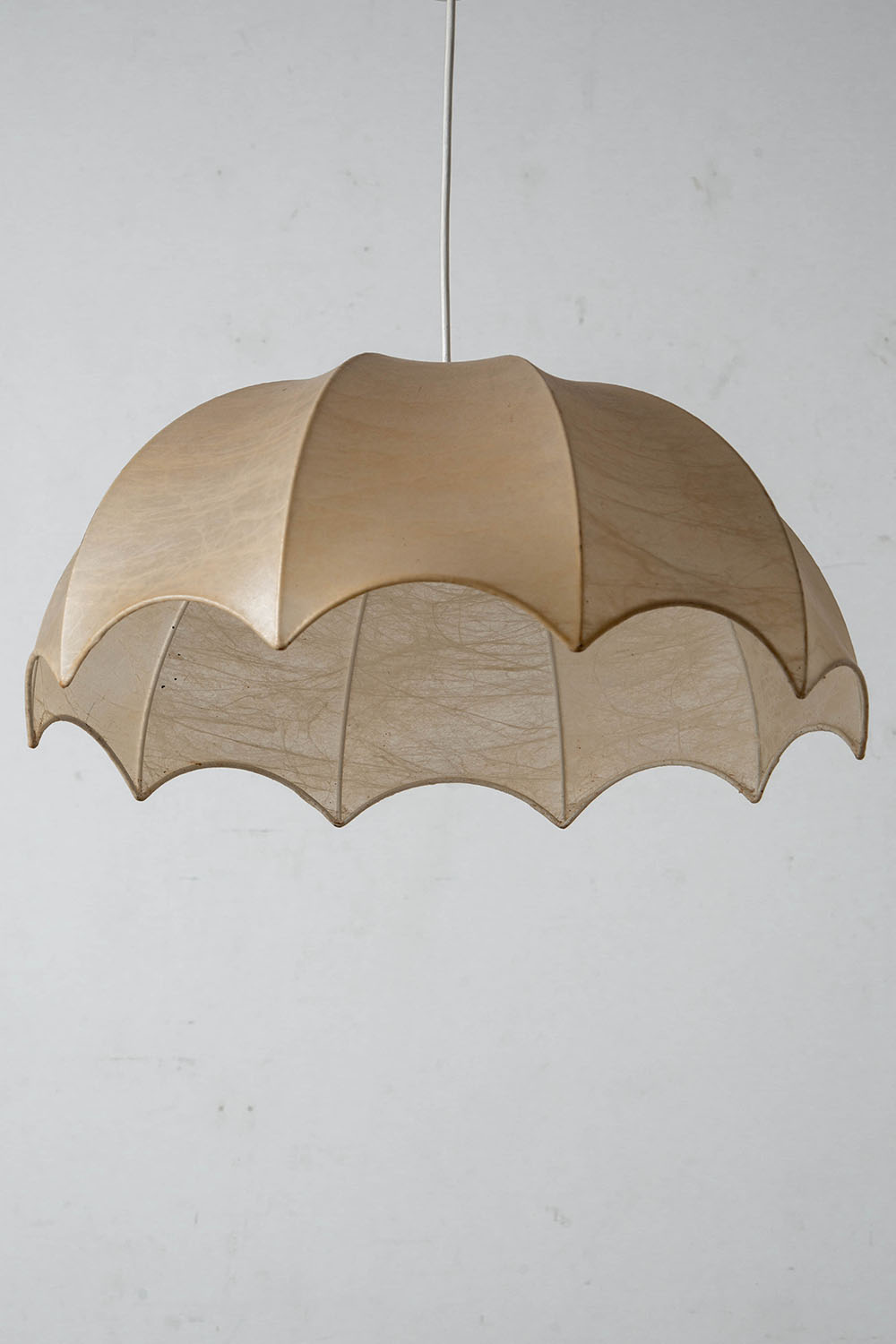Cocoon Pendant Lamp in Resin and Steel