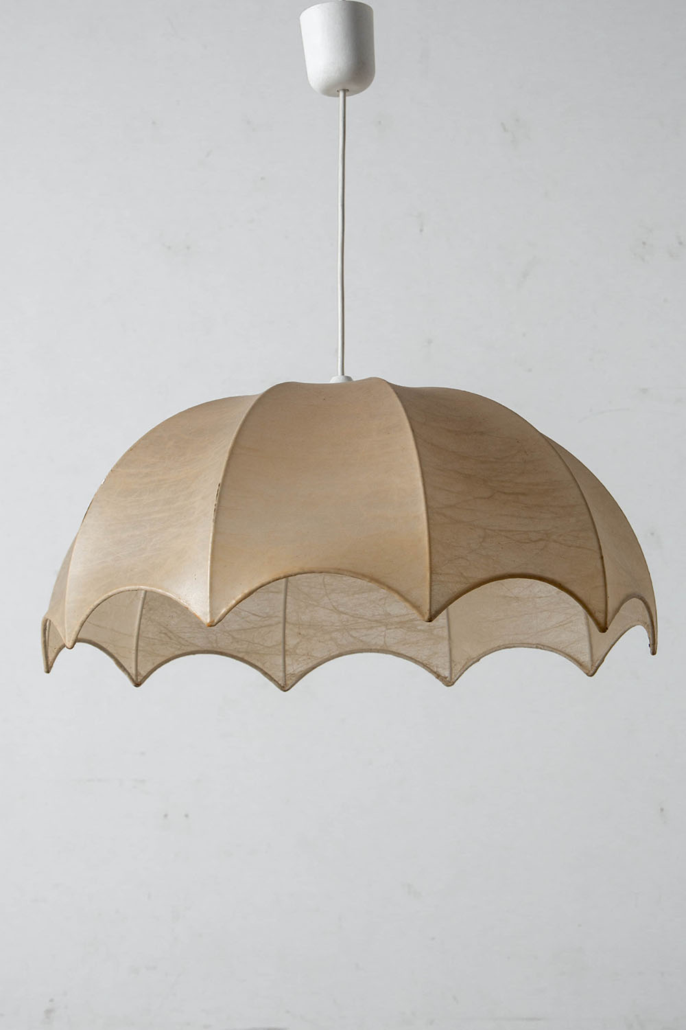 Cocoon Pendant Lamp in Resin and Steel