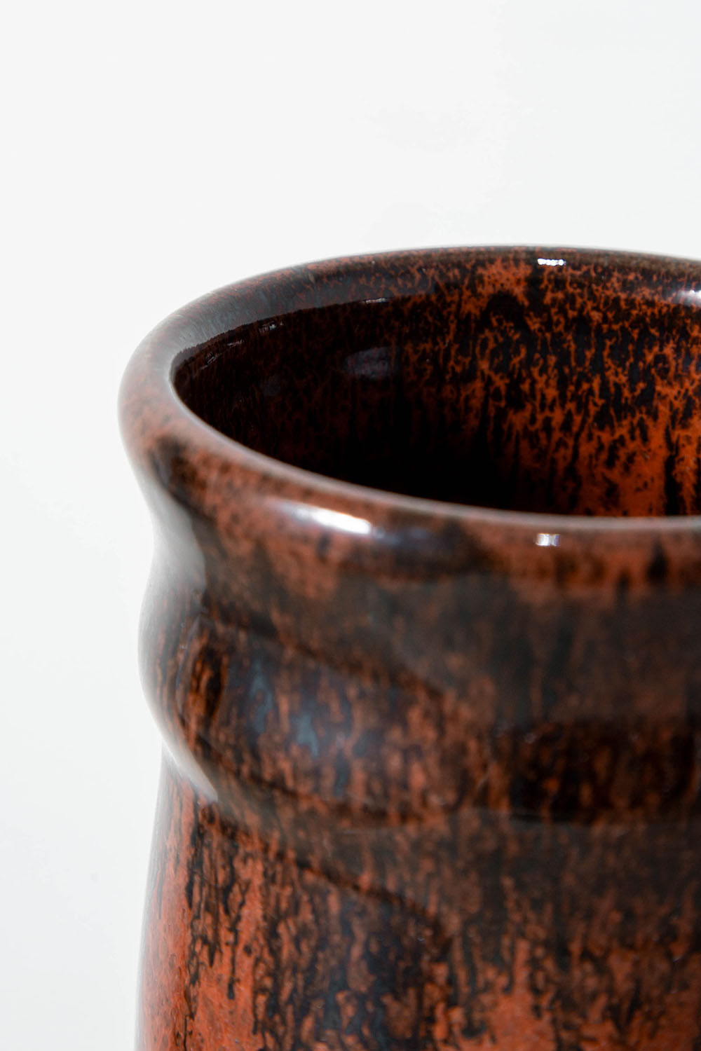 Flower Vase in Ceramic