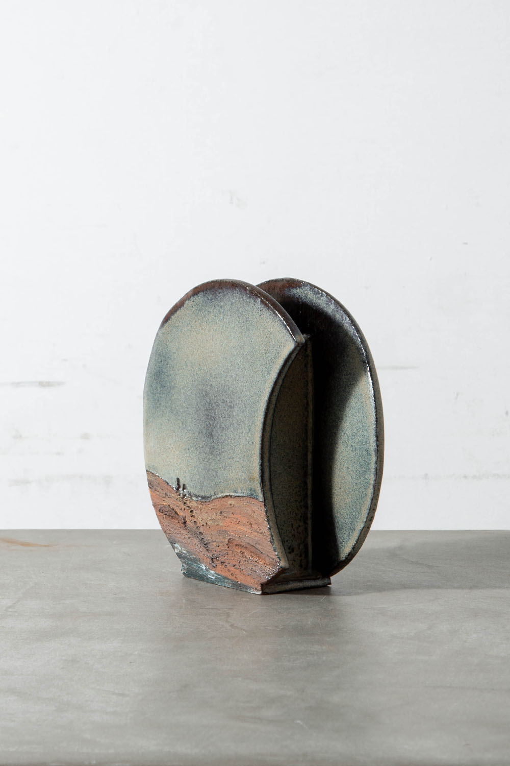 Flower Vase in Ceramic
