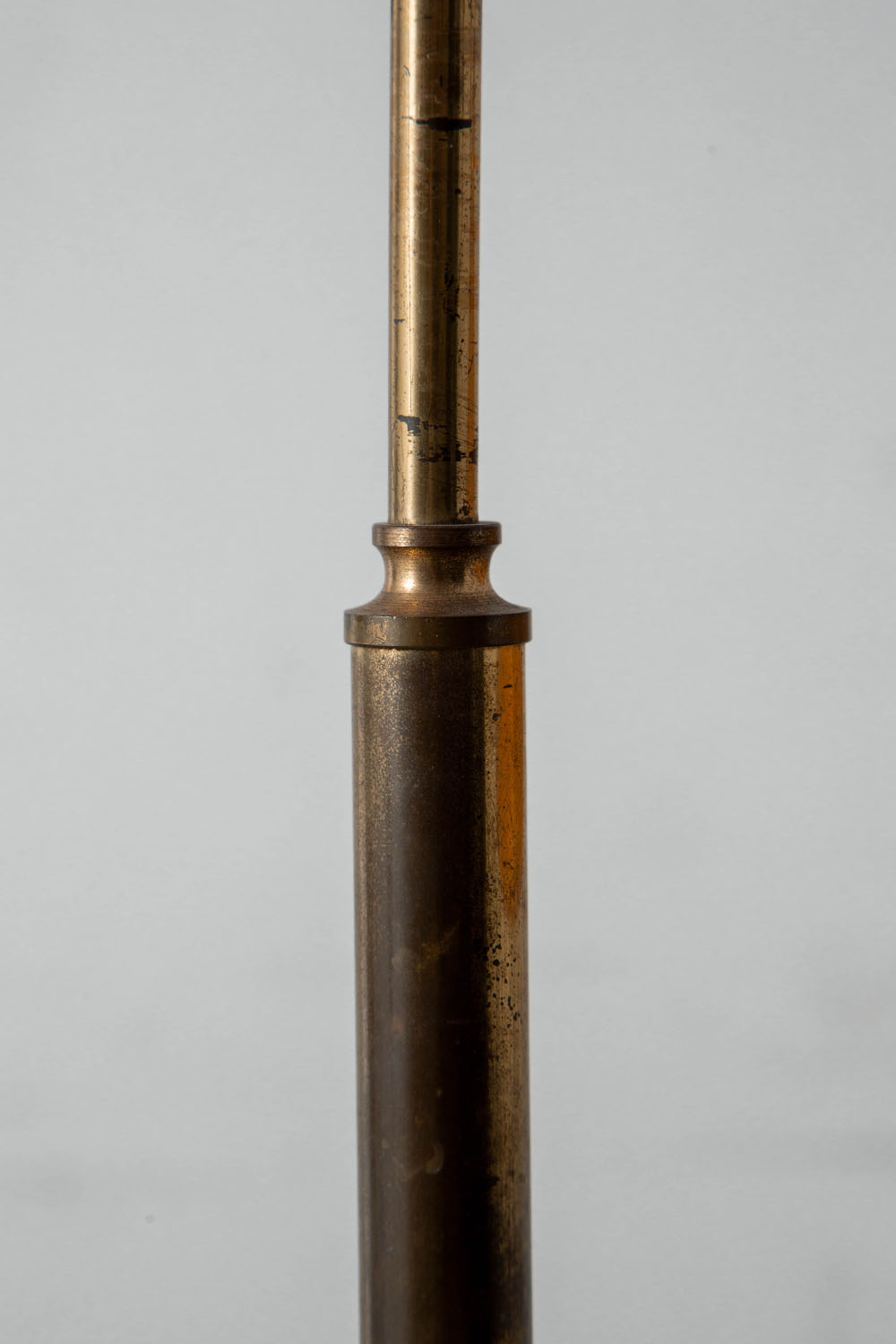 Floor Lamp in Rattan and Brass
