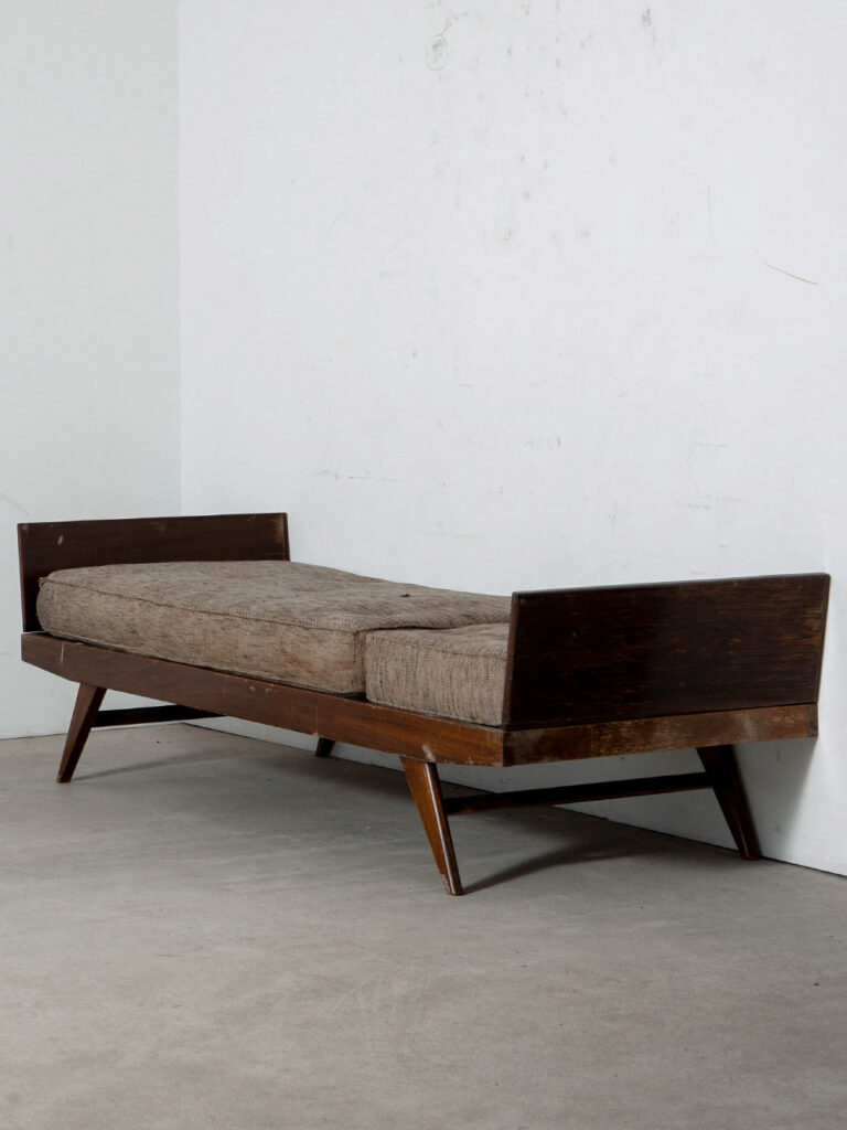 Day Bed by Pierre Guariche for Free Span  in Wood and Fabric