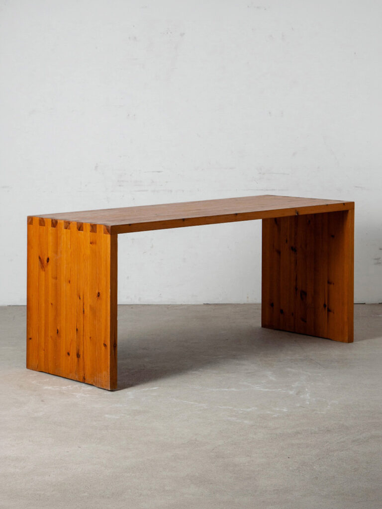 Dining Table in Wood