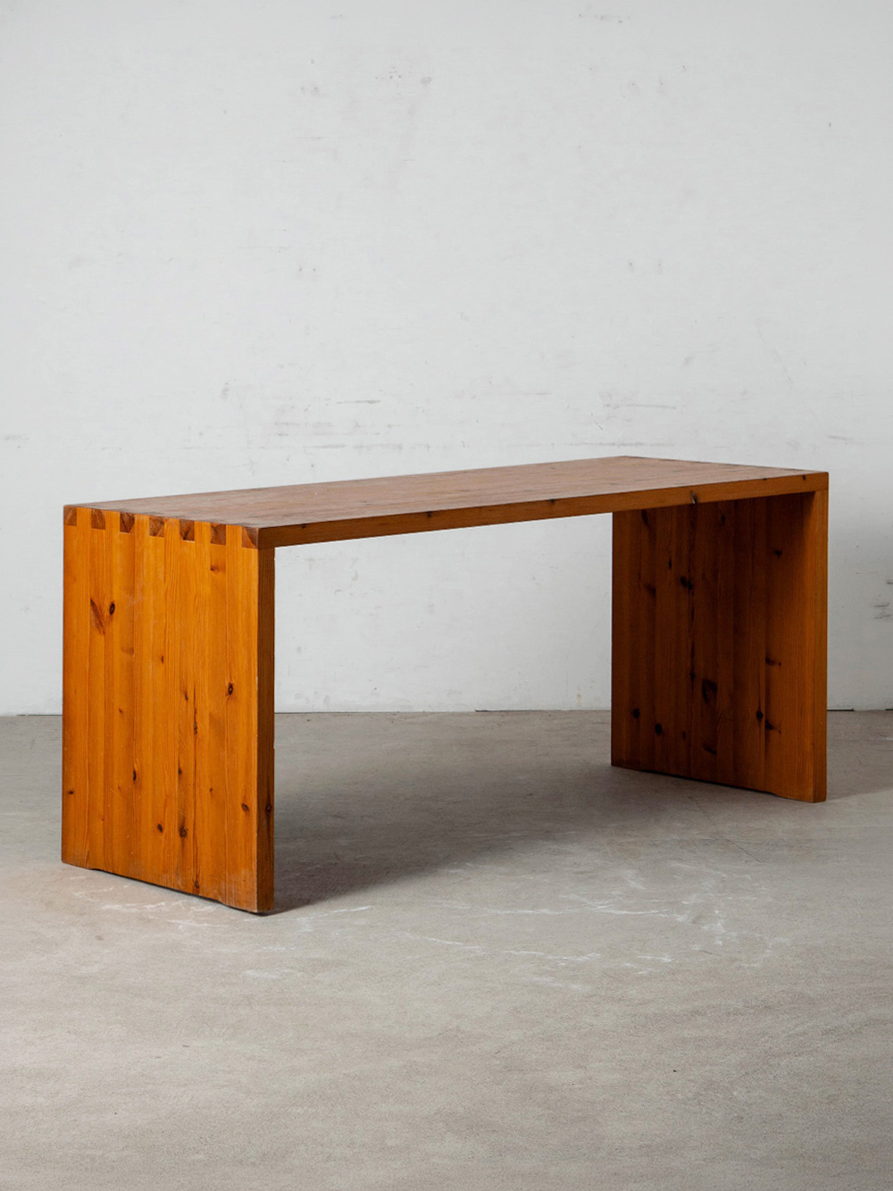 Dining Table in Wood