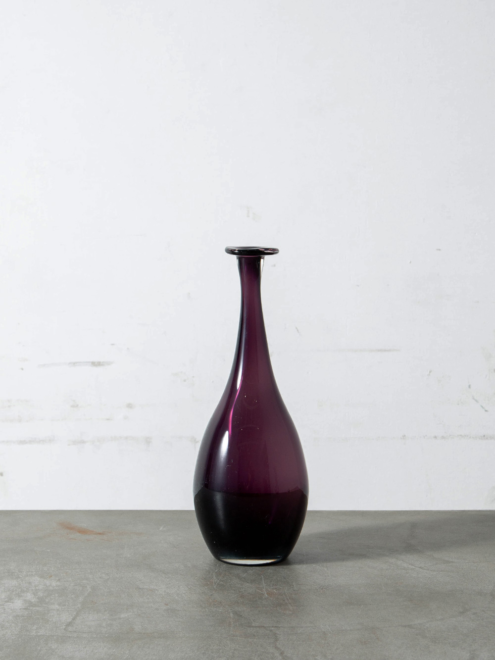 Flower Vase in Ceramic