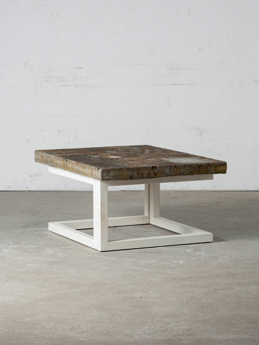 Coffee Table in Stone and Steel