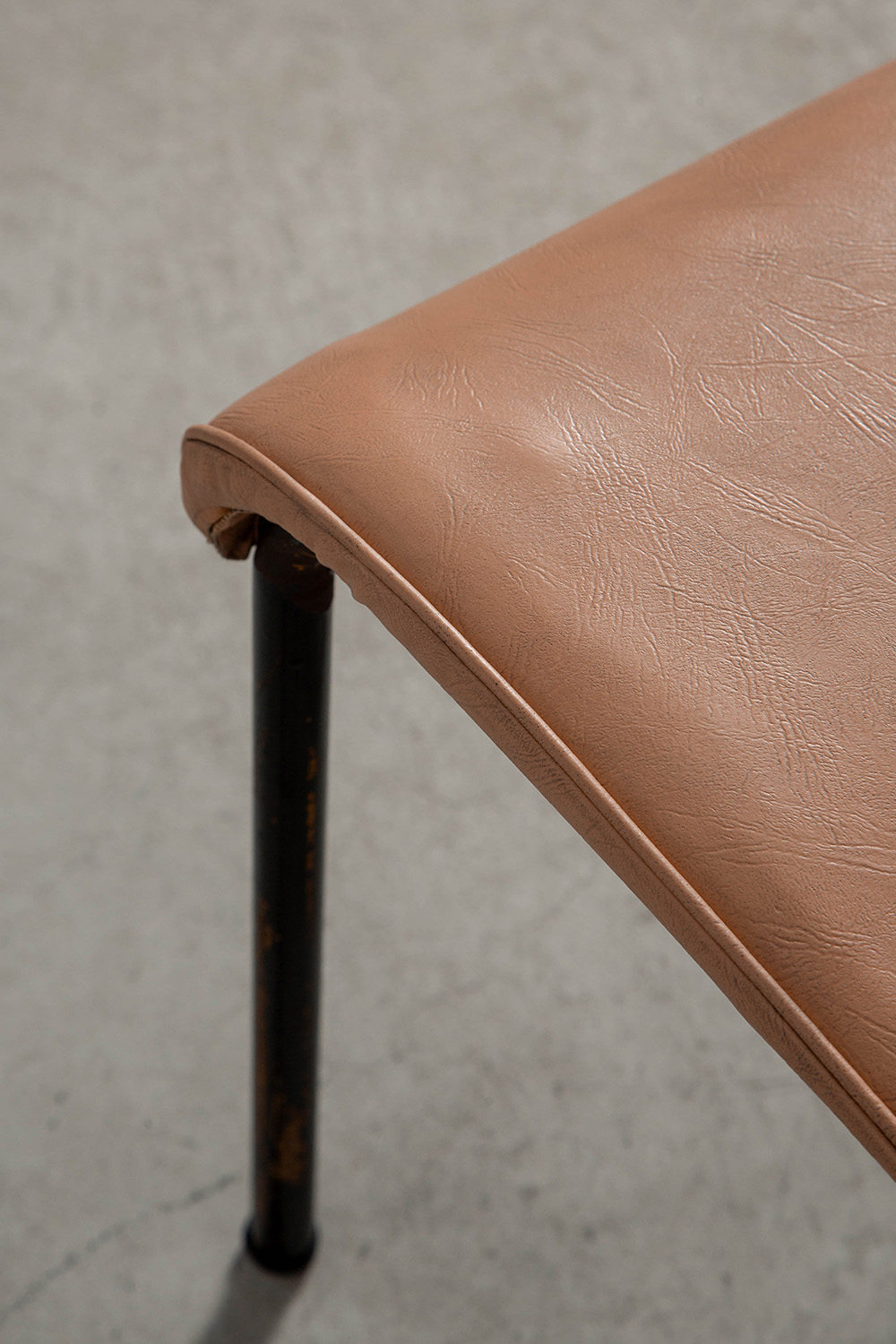 Métropole No.306 Chair,チェア,Jean Prouvé,ジャン・プルーヴェ,France,フランス,清澄白河,Antique,Vintage,Interior Design,stoop,topso,アンティーク,ビンテージ,ヴィンテージ,家具,雑貨,インテリア,店舗什器,設計,インテリアデザイン,内装,什器,店舗設計,ギャラリー,デザイナーズ家具,ショールーム