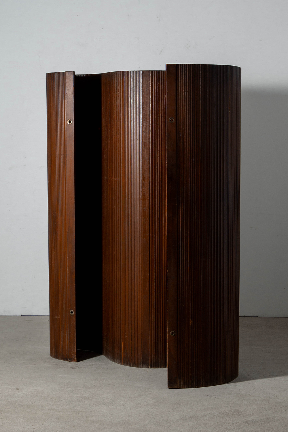 Room Diviver Screen in Wood