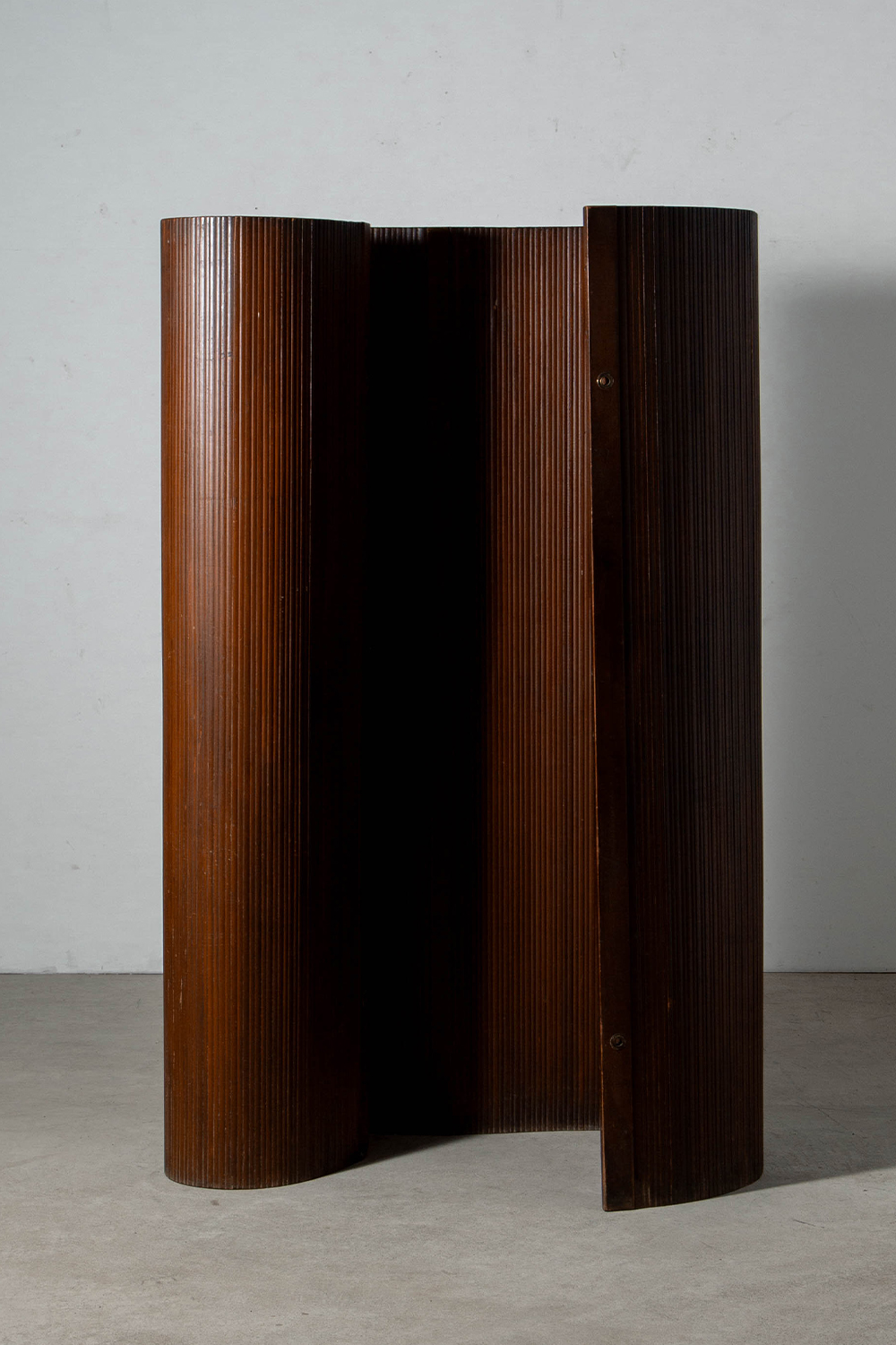 Room Diviver Screen in Wood