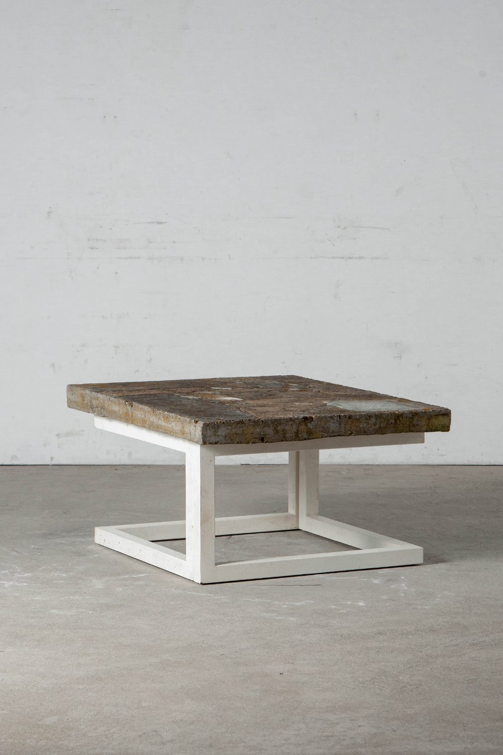 Coffee Table in Stone and Steel