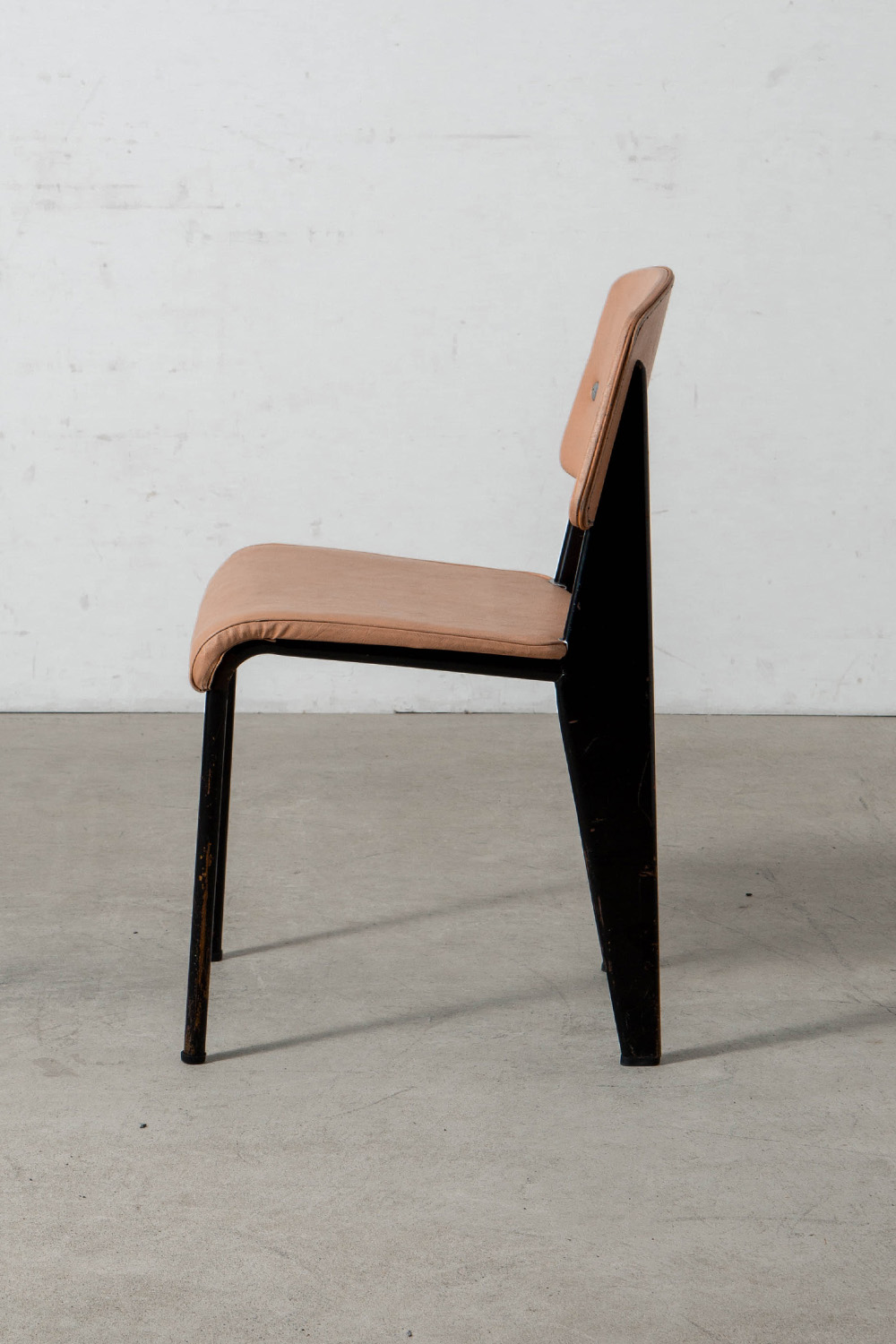 Métropole No.306 Chair,チェア,Jean Prouvé,ジャン・プルーヴェ,France,フランス,清澄白河,Antique,Vintage,Interior Design,stoop,topso,アンティーク,ビンテージ,ヴィンテージ,家具,雑貨,インテリア,店舗什器,設計,インテリアデザイン,内装,什器,店舗設計,ギャラリー,デザイナーズ家具,ショールーム