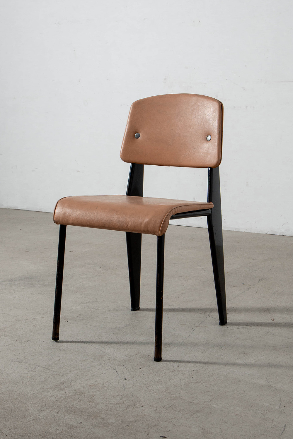 Métropole No.306 Chair,チェア,Jean Prouvé,ジャン・プルーヴェ,France,フランス,清澄白河,Antique,Vintage,Interior Design,stoop,topso,アンティーク,ビンテージ,ヴィンテージ,家具,雑貨,インテリア,店舗什器,設計,インテリアデザイン,内装,什器,店舗設計,ギャラリー,デザイナーズ家具,ショールーム
