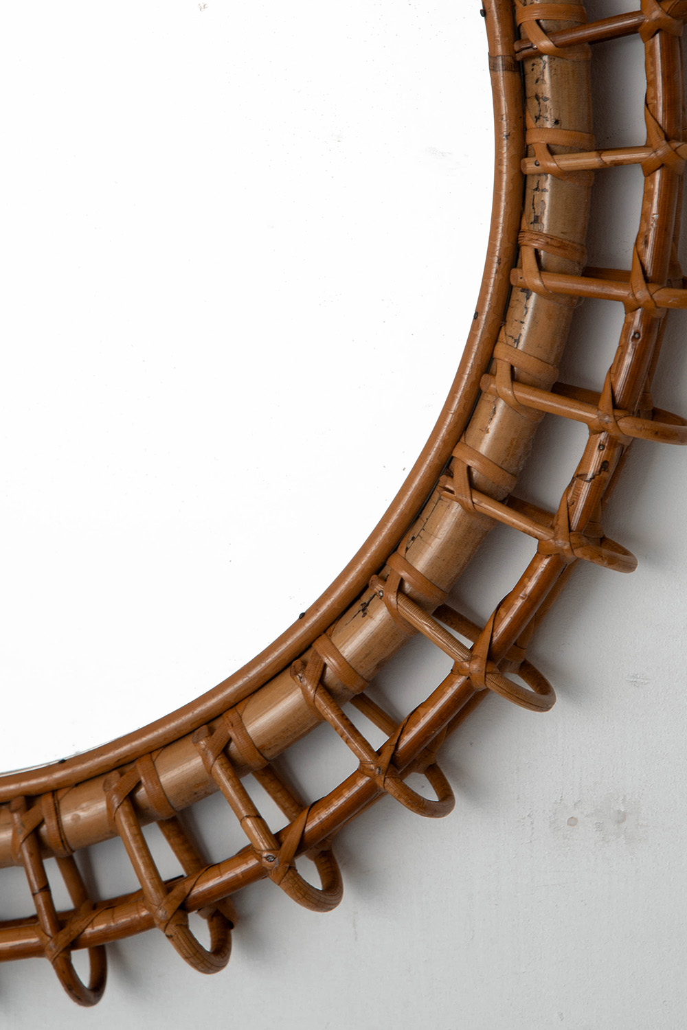 Wall Mirror in Glass and Rattan