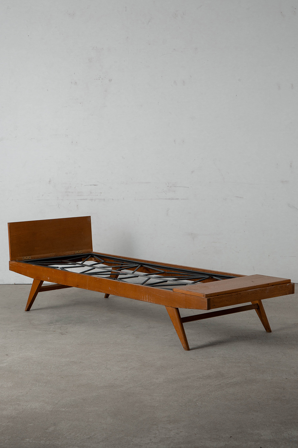 Day Bed by Pierre Guariche for Free Span  in Wood and Fabric