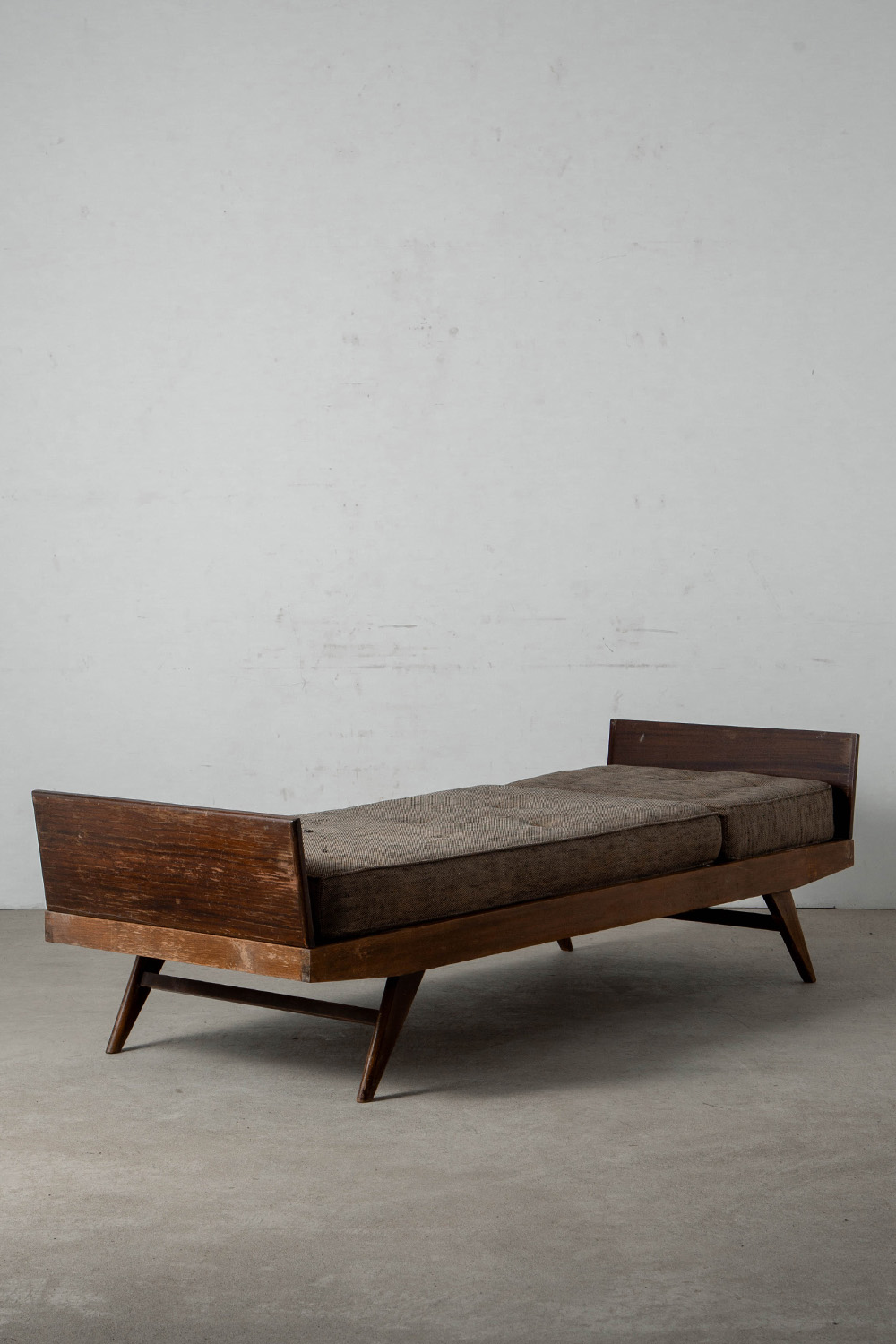 Day Bed by Pierre Guariche for Free Span  in Wood and Fabric