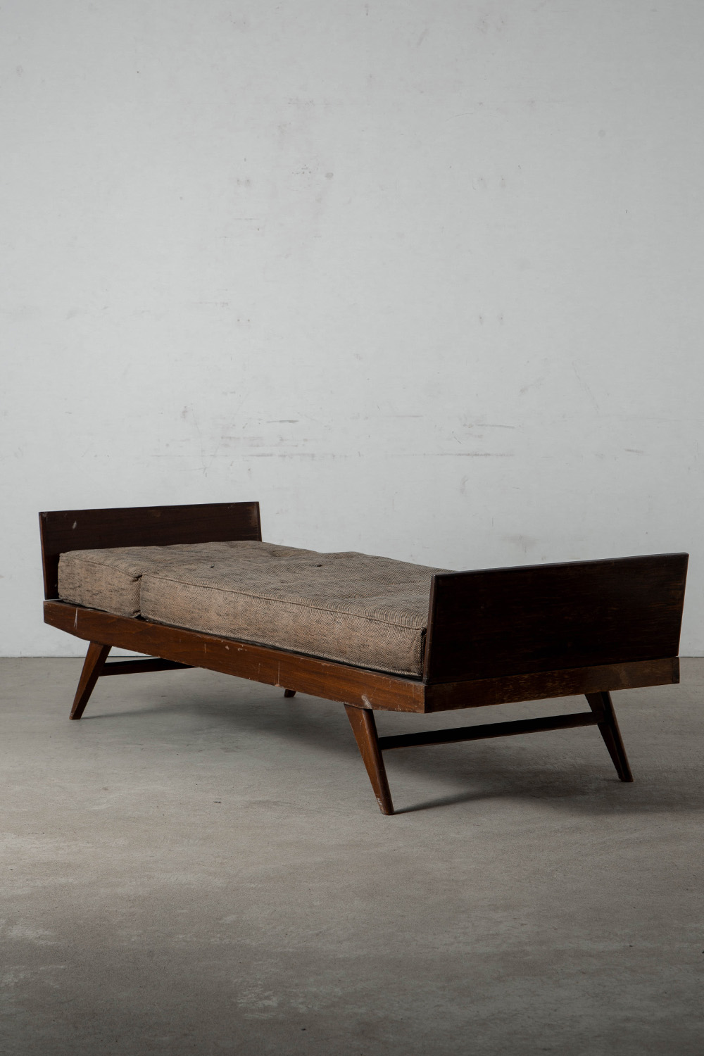 Day Bed by Pierre Guariche for Free Span  in Wood and Fabric