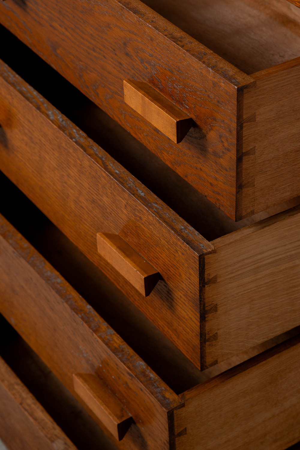 Cabinet in Wood