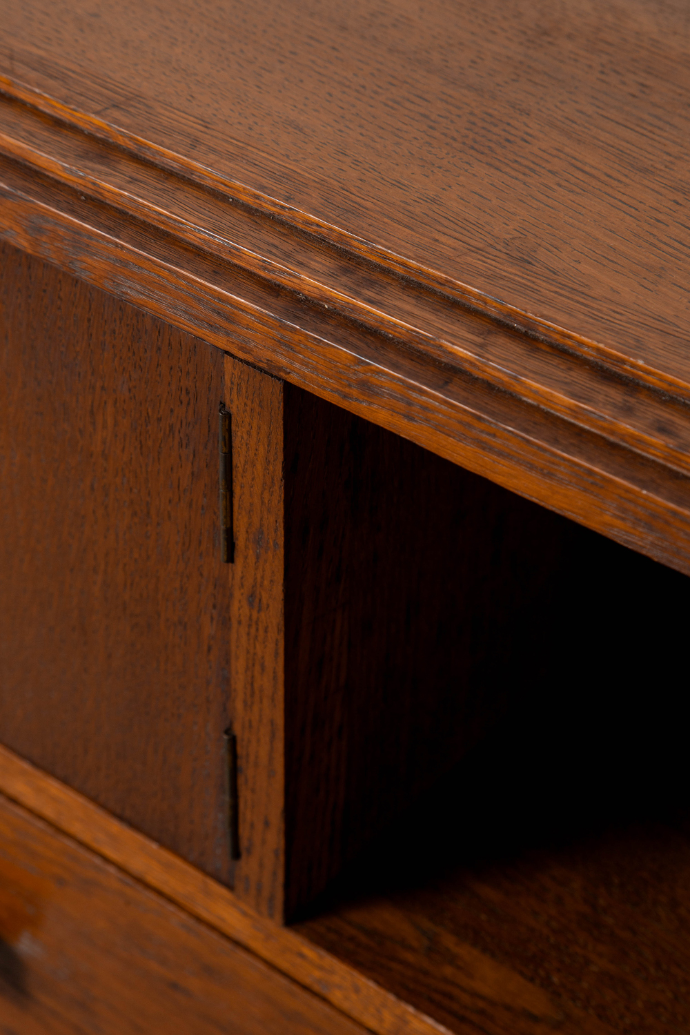 Cabinet in Wood
