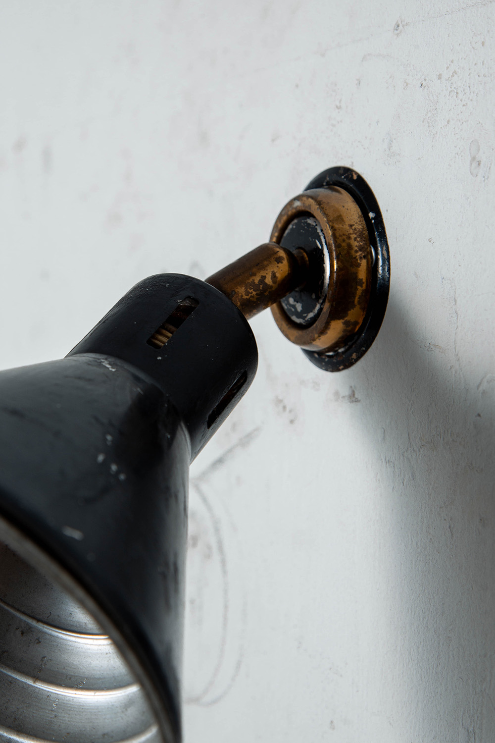 Wall Lamp in Metal and Brass