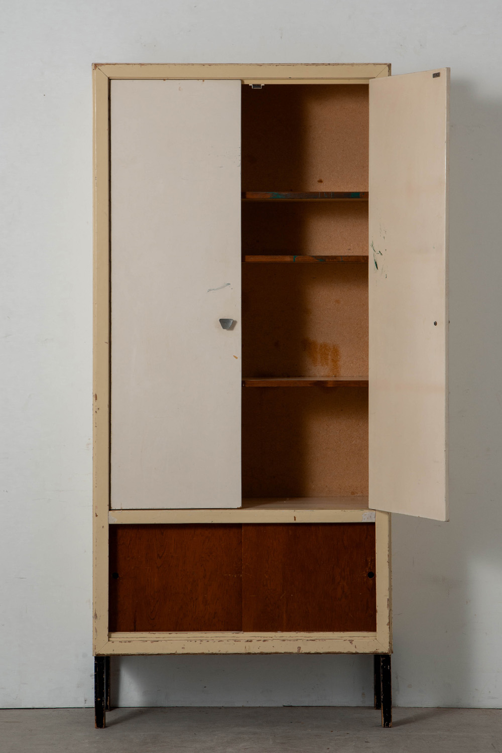 Cabinet in Wood and Steel