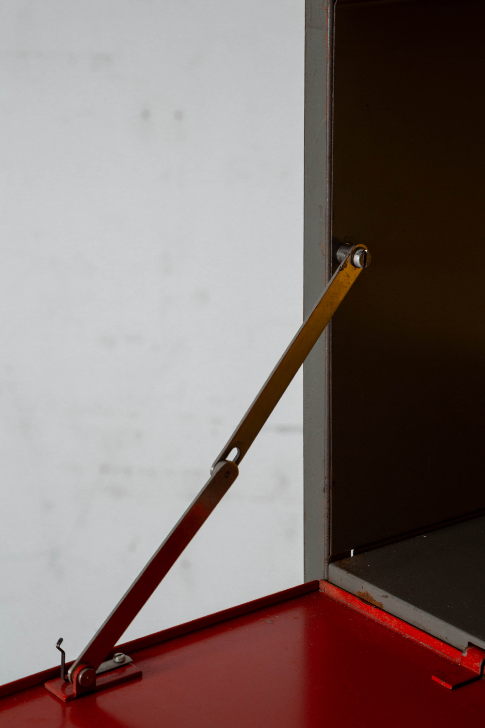 Model 663 Cabinet by Wim Rietveld for Gispen in Steel