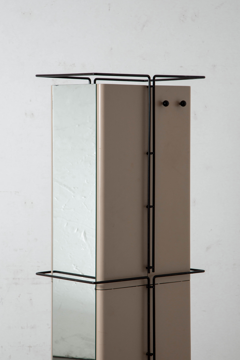 Shelf in Steel , Glass and Plastic