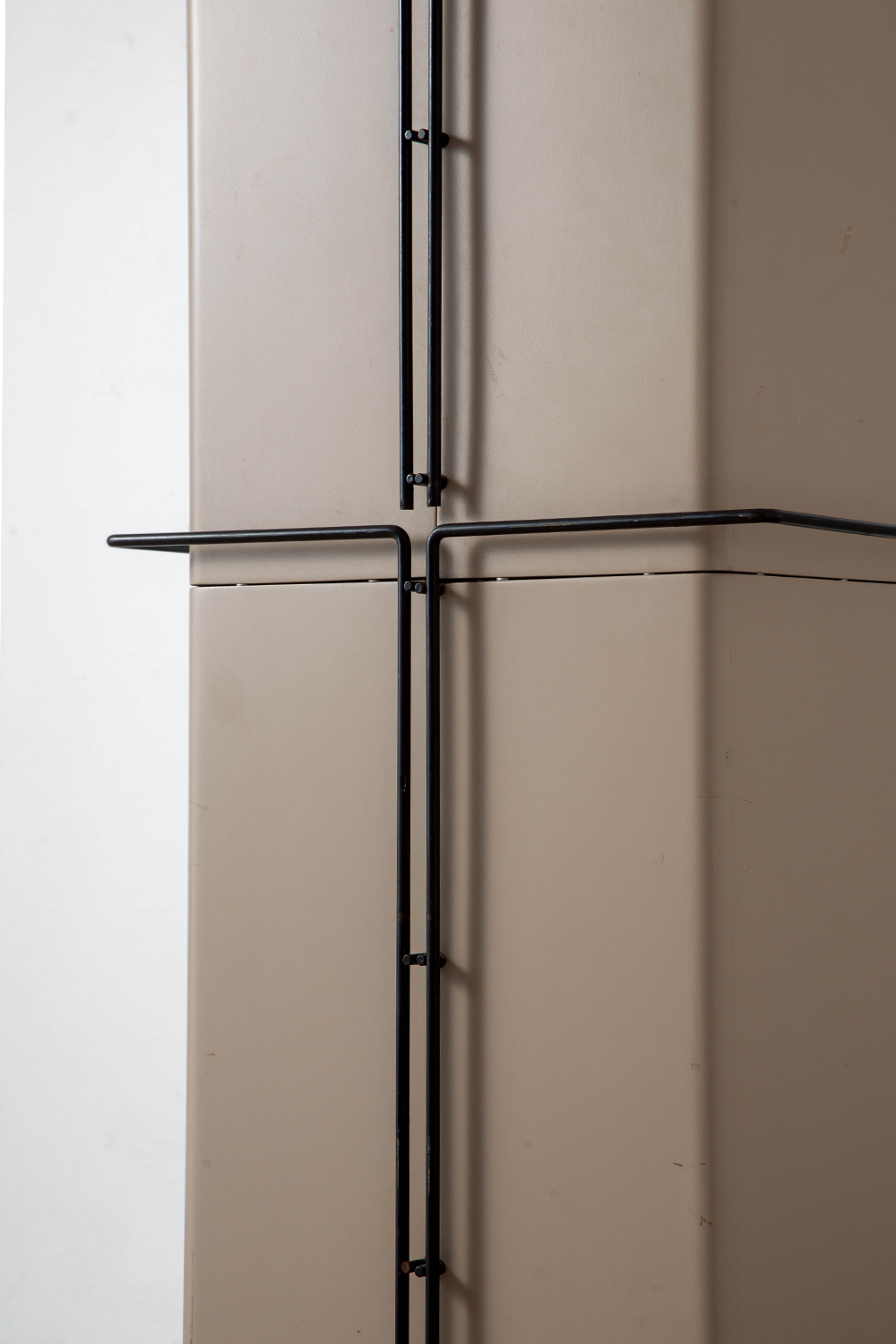 Shelf in Steel , Glass and Plastic