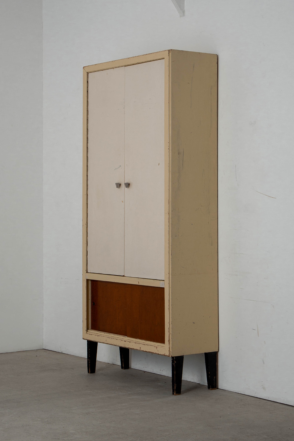 Cabinet in Wood and Steel