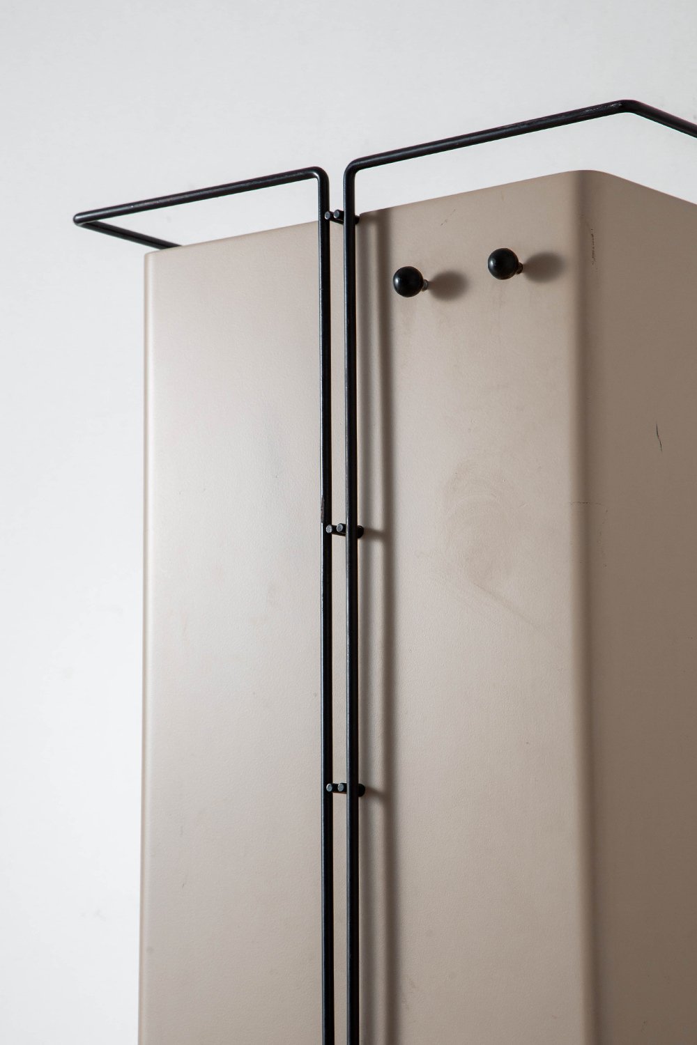 Shelf in Steel , Glass and Plastic