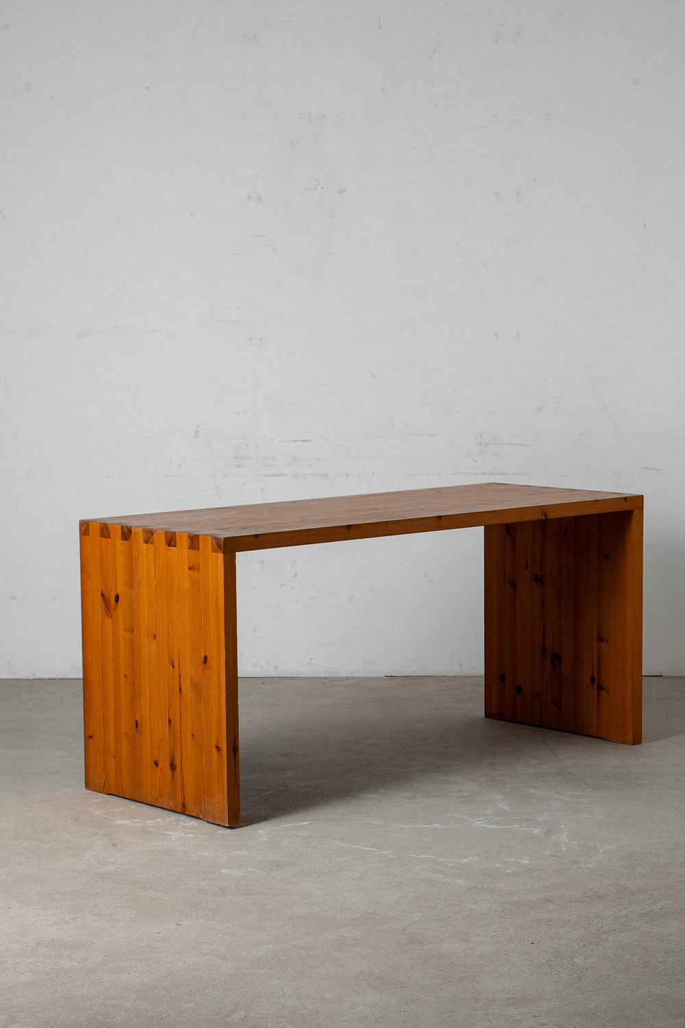 Dining Table in Wood