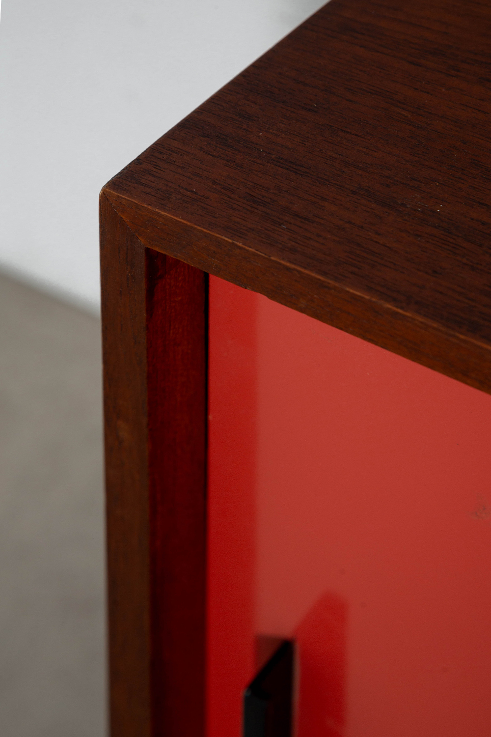 Sideboard in Wood and Steel