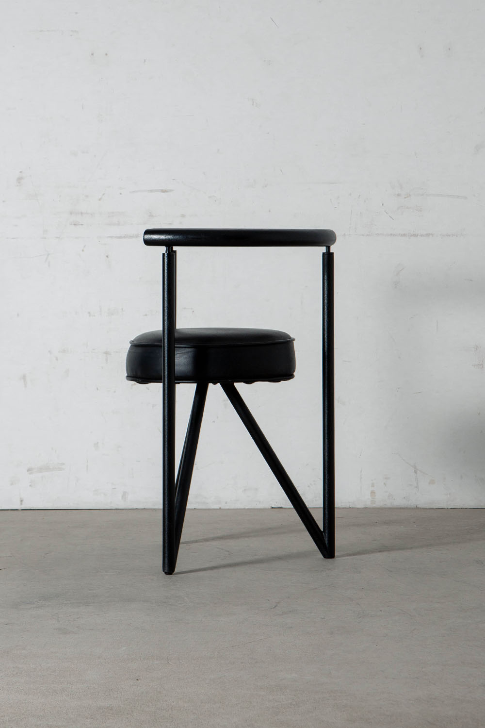 MISS DORN Chair,MISS DORN,Chair,ミス・ドーン,チェア,Philippe Starck,フィリップ・スタルク,Disform,ディスフォーム,Spain,スペイン,France,フランス,清澄白河,Antique,Vintage,Interior Design,stoop,topso,アンティーク,ビンテージ,ヴィンテージ,家具,雑貨,インテリア,店舗什器,設計,インテリアデザイン,内装,什器,店舗設計,ギャラリー,デザイナーズ家具,ショールーム
