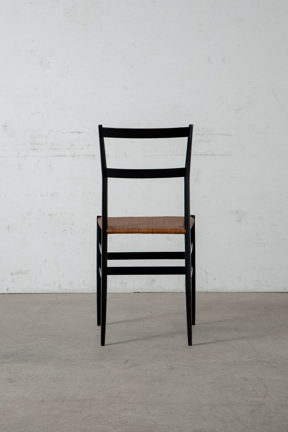 Superleggera,スーパーレッジェーラ,Chair,Gio Ponti,Cassina,Italy,イタリア,清澄白河,Antique,Vintage,Interior Design,stoop,topso,アンティーク,ビンテージ,ヴィンテージ,家具,雑貨,インテリア,店舗什器,設計,インテリアデザイン,内装,什器,店舗設計,ギャラリー,デザイナーズ家具,ショールーム
