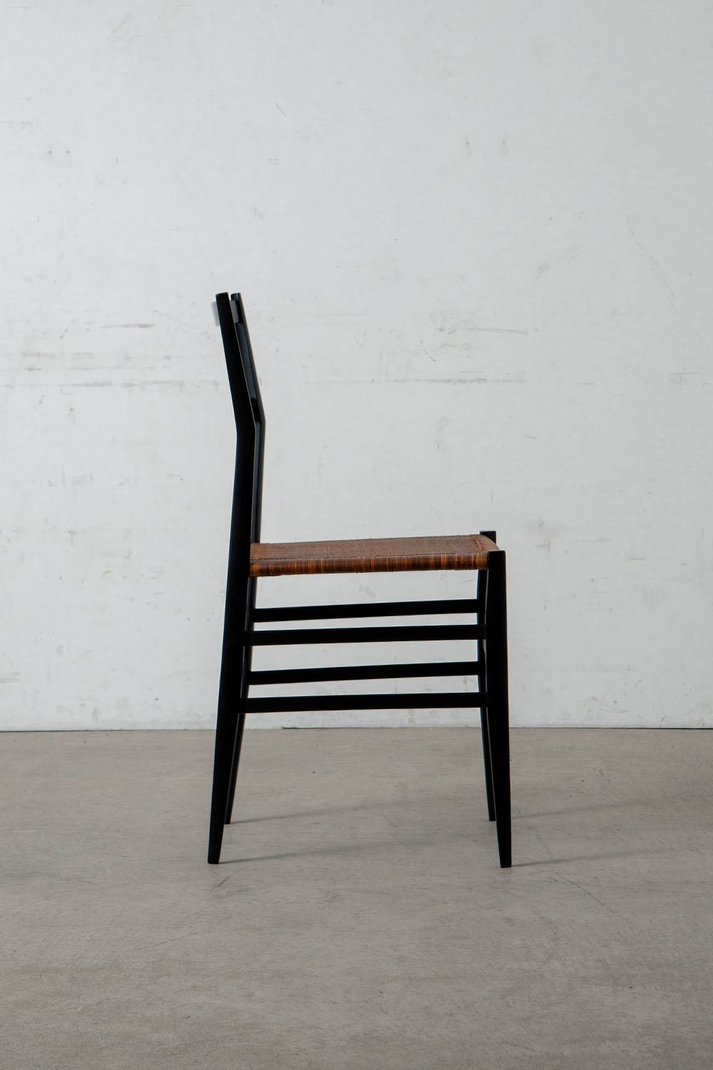 Superleggera,スーパーレッジェーラ,Chair,Gio Ponti,Cassina,Italy,イタリア,清澄白河,Antique,Vintage,Interior Design,stoop,topso,アンティーク,ビンテージ,ヴィンテージ,家具,雑貨,インテリア,店舗什器,設計,インテリアデザイン,内装,什器,店舗設計,ギャラリー,デザイナーズ家具,ショールーム