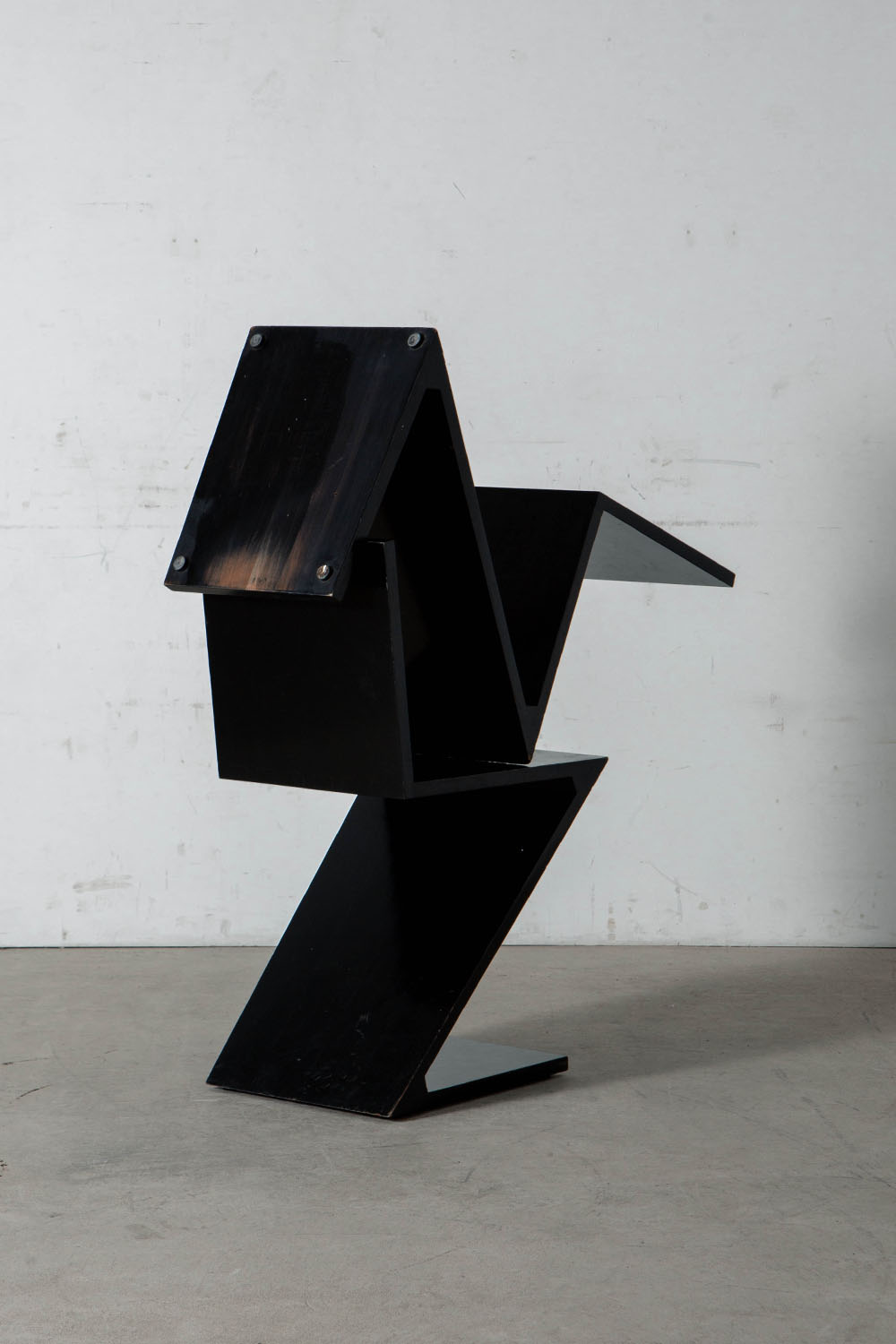 Gerrit Thomas Rietveld,ヘーリット・トーマス・リートフェルト,Cassina,カッシーナ,Zig Zag Chair,Chair,チェア,清澄白河,Antique,Vintage,Interior Design,stoop,topso,Netherlands,Italy,オランダ,イタリア,アンティーク,ビンテージ,ヴィンテージ,家具,雑貨,インテリア,店舗什器,設計,インテリアデザイン,内装,什器,店舗設計,ギャラリー,デザイナーズ家具,ショールーム