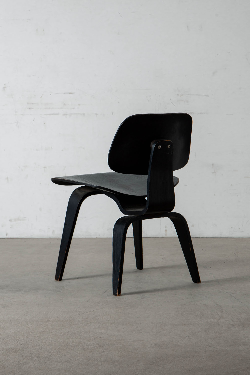 DCW Chair,Charles & Ray Eames,チャールズ＆レイ・イームズ,Evans Products,エヴァンズ・プロダクツ,America,アメリカ,清澄白河,Antique,Vintage,Interior Design,stoop,topso,アンティーク,ビンテージ,ヴィンテージ,家具,雑貨,インテリア,店舗什器,設計,インテリアデザイン,内装,什器,店舗設計,ギャラリー,デザイナーズ家具,ショールーム