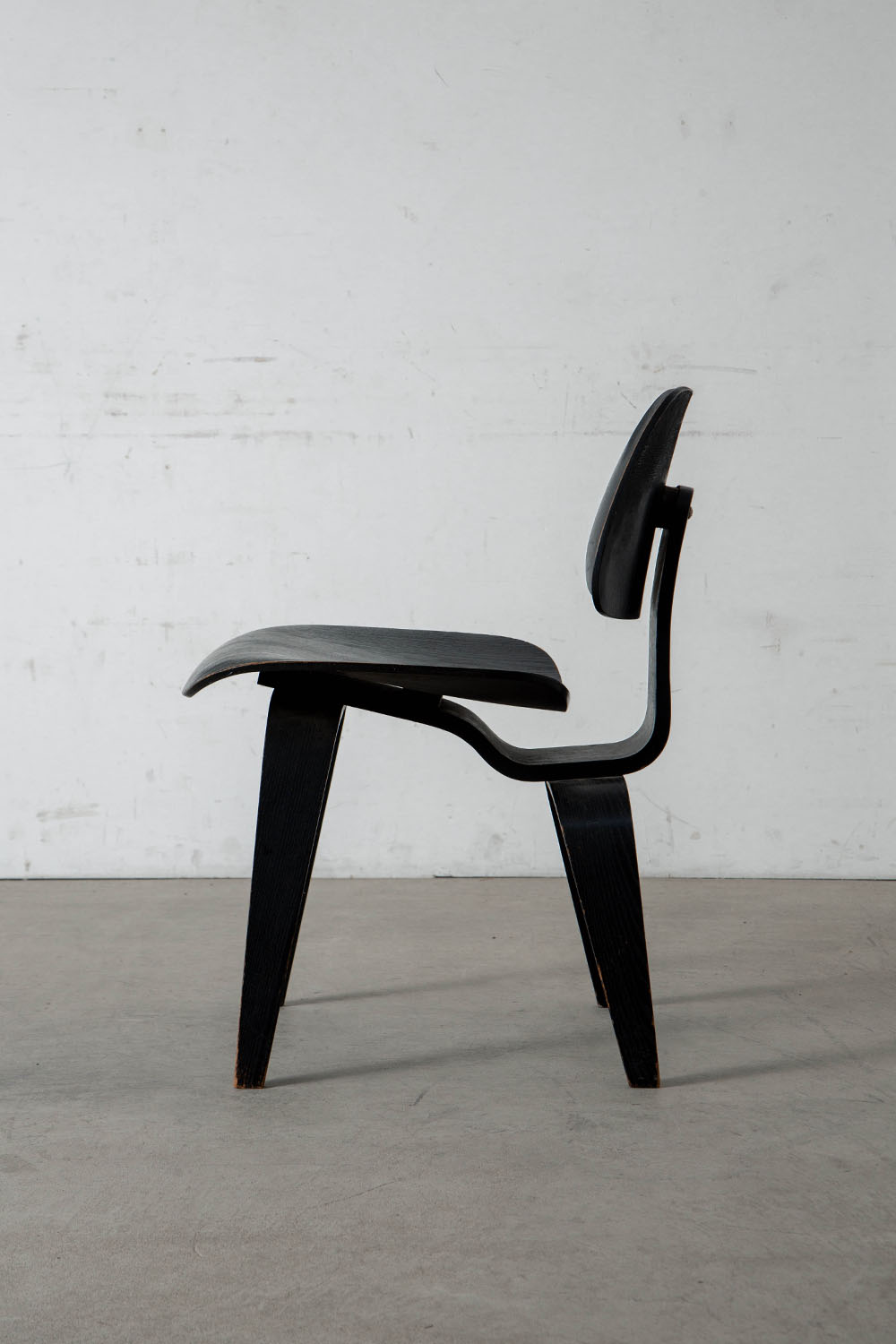 DCW Chair,Charles & Ray Eames,チャールズ＆レイ・イームズ,Evans Products,エヴァンズ・プロダクツ,America,アメリカ,清澄白河,Antique,Vintage,Interior Design,stoop,topso,アンティーク,ビンテージ,ヴィンテージ,家具,雑貨,インテリア,店舗什器,設計,インテリアデザイン,内装,什器,店舗設計,ギャラリー,デザイナーズ家具,ショールーム