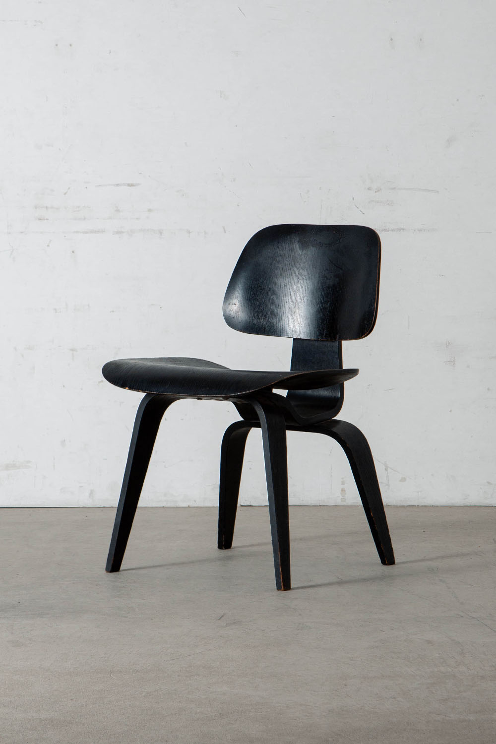 DCW Chair,Charles & Ray Eames,チャールズ＆レイ・イームズ,Evans Products,エヴァンズ・プロダクツ,America,アメリカ,清澄白河,Antique,Vintage,Interior Design,stoop,topso,アンティーク,ビンテージ,ヴィンテージ,家具,雑貨,インテリア,店舗什器,設計,インテリアデザイン,内装,什器,店舗設計,ギャラリー,デザイナーズ家具,ショールーム