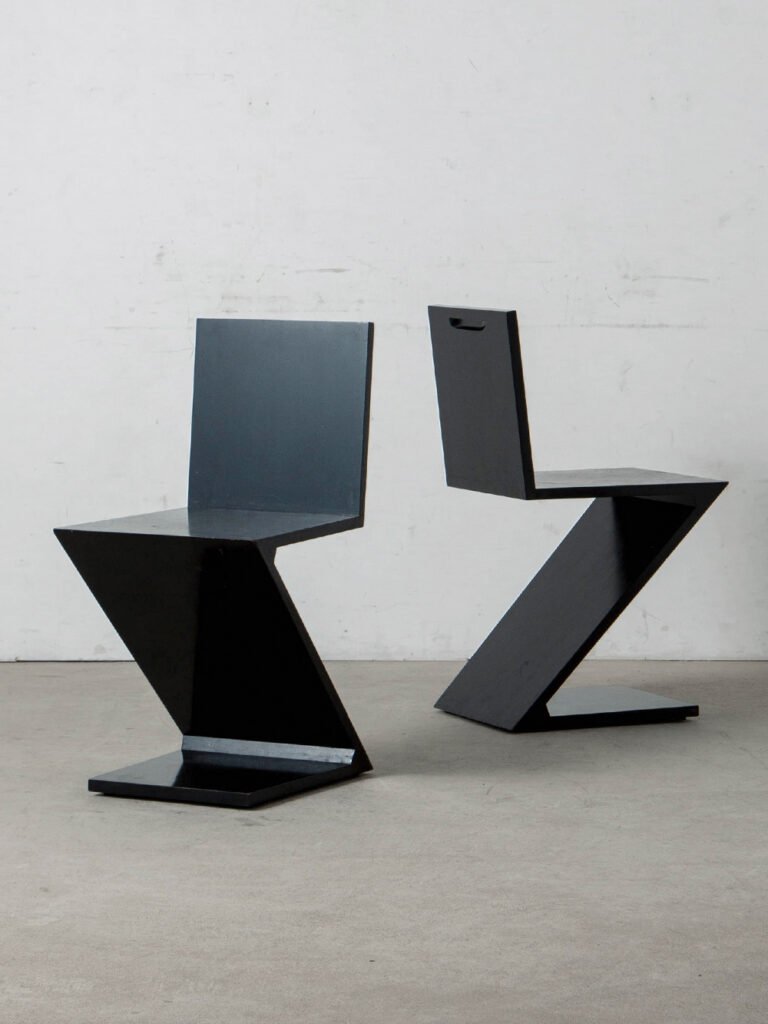 Zig Zag Chair by Gerrit Thomas Rietveld for Cassina